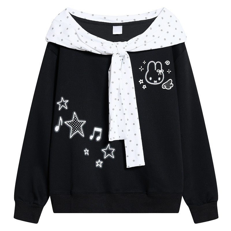 Black and white color blocked pullover rabbit star note embroidered hoodie